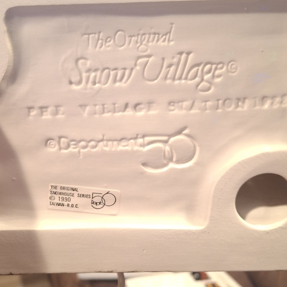 🎄The Original Snow Village  《Village Station And Train》🎄 - Picture 12 of 16